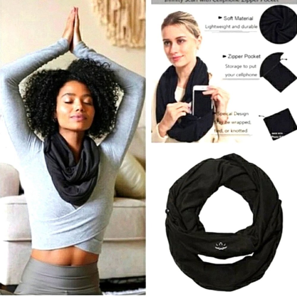 NWT Beyond Yoga Black Infinity Scarf With Pocket